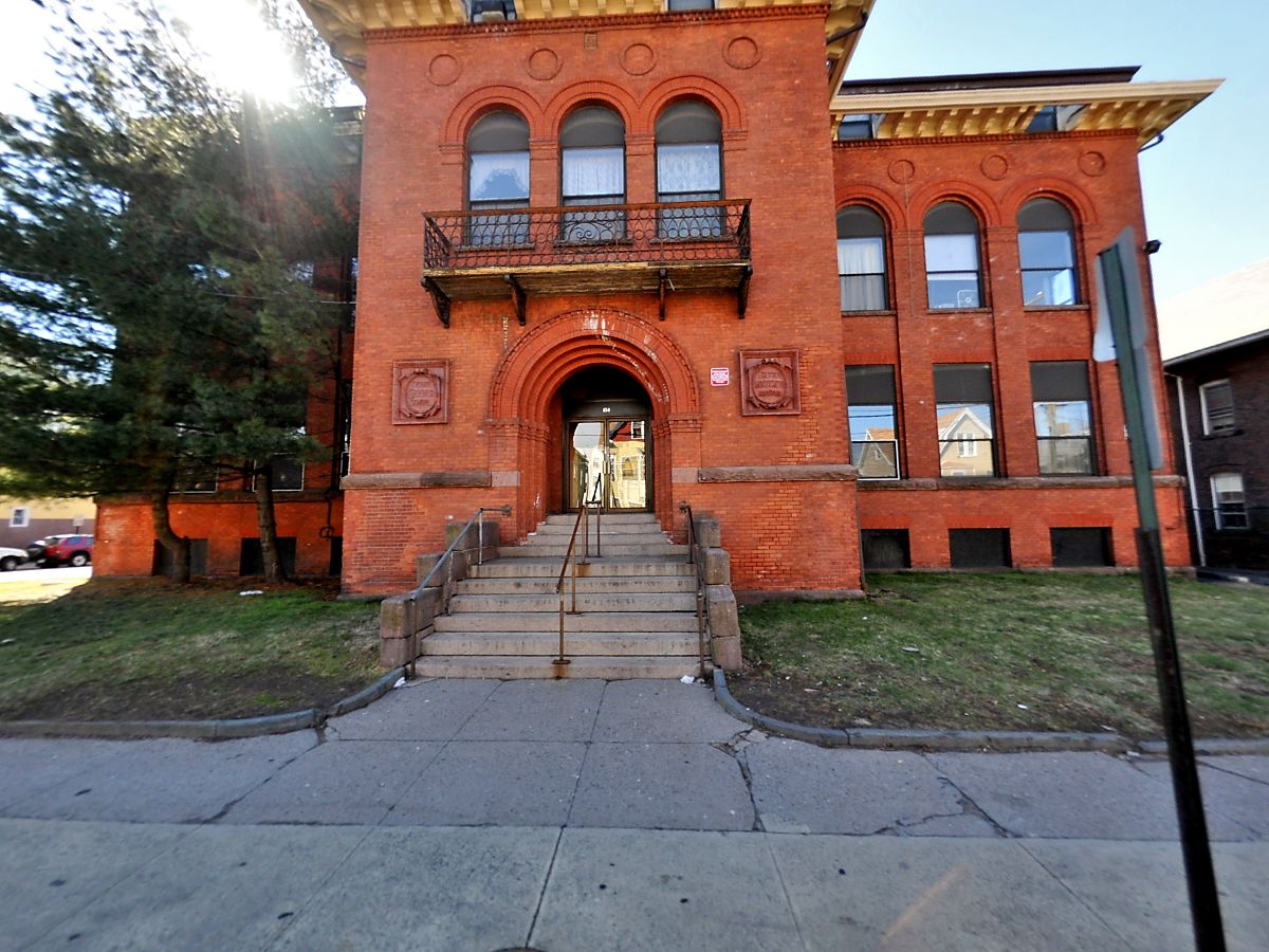 Property main image